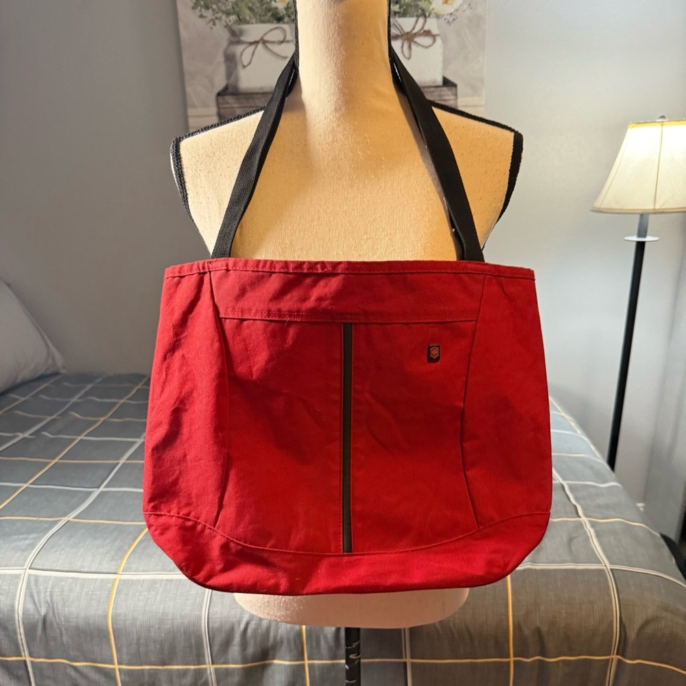 👜Victorinox Red Tote Bag with Black Straps